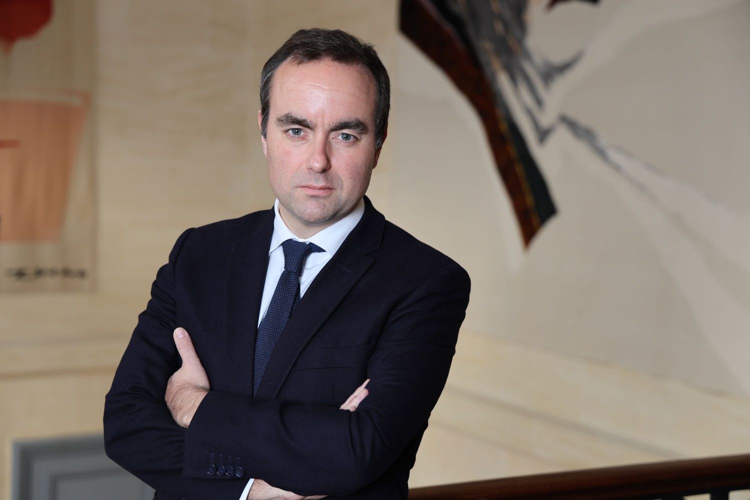 sebastien lecornu sattaque a lassurance vie et aux livrets les epargnants vont trinquer