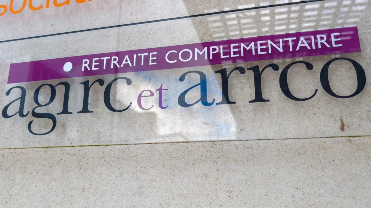enseigne agirc arrco